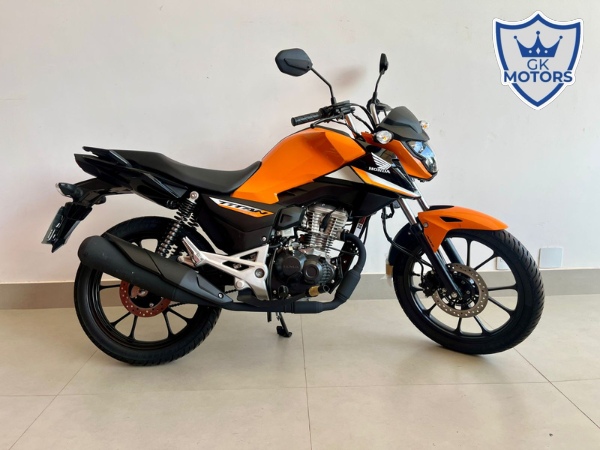 TITAN 160 2026 0KM LARANJA