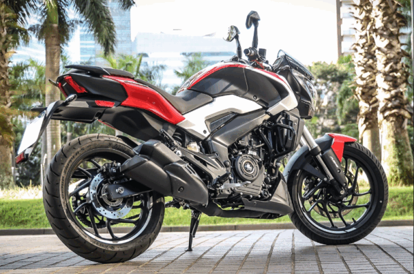 BAJAJ – Dominar NS250